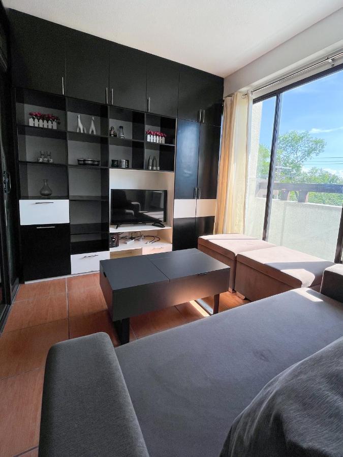 Modern 2Br Condo Near Sm With Free Parking Pool Wifi And Netflix Davao Экстерьер фото